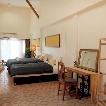 チエンマイEnvieng Houseアパートメント エクステリア 写真