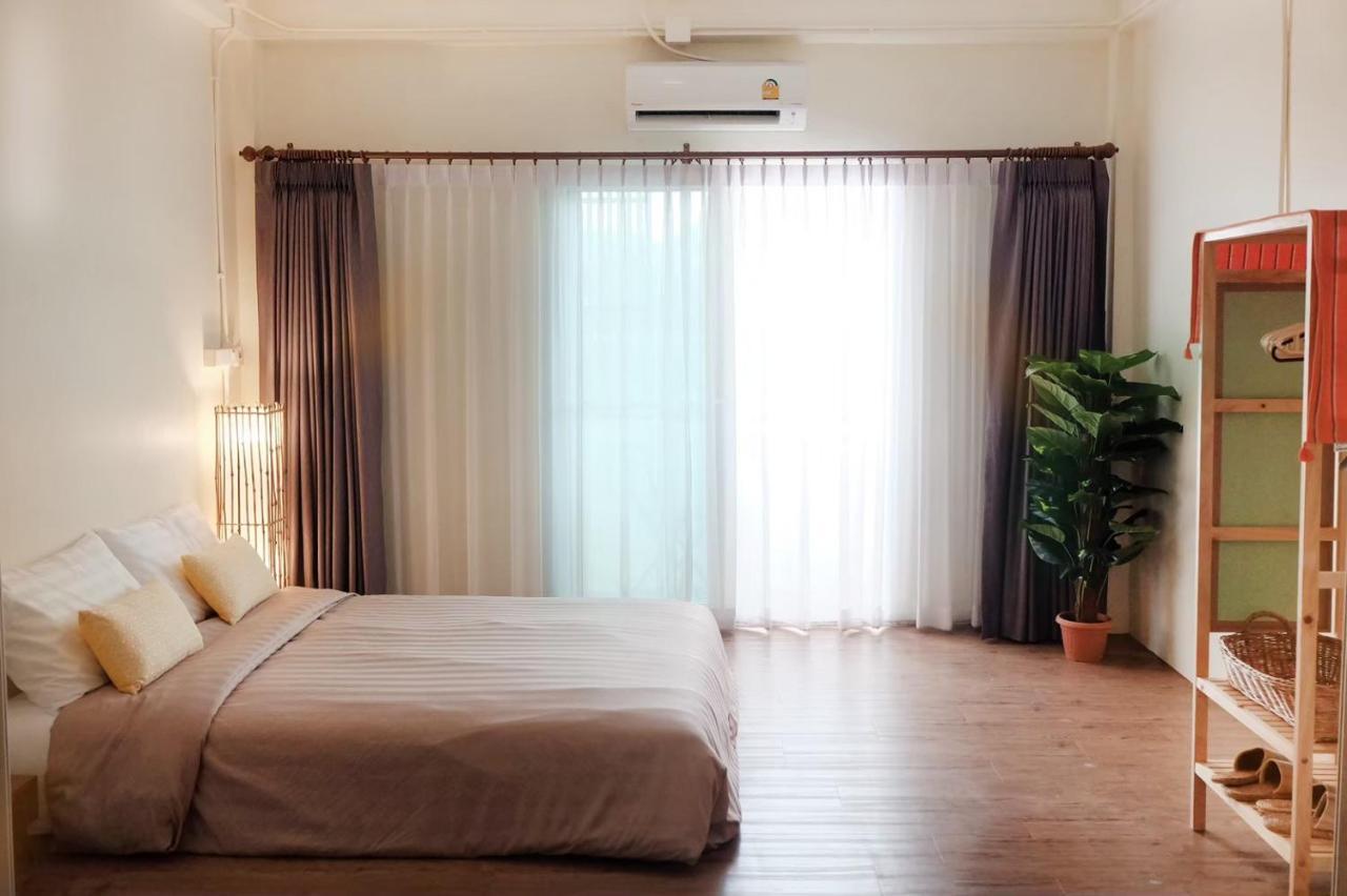 チエンマイEnvieng Houseアパートメント エクステリア 写真